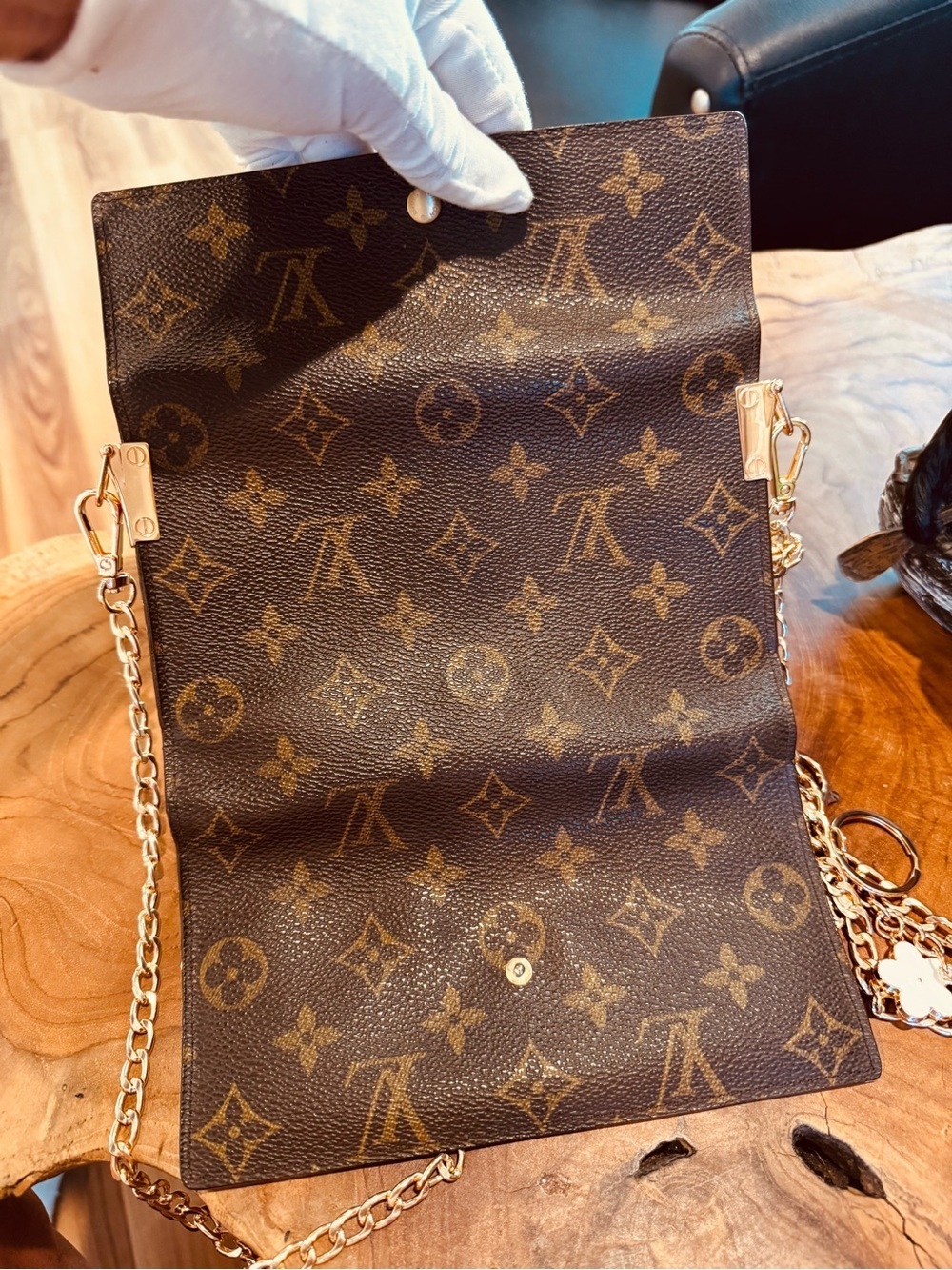 Just in 🔥Louis Vuitton  Porte
Tresor International Trifold 
Wallet converted - Picture 8 of 16
